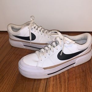 Nike Court Legacy Lift 8.5